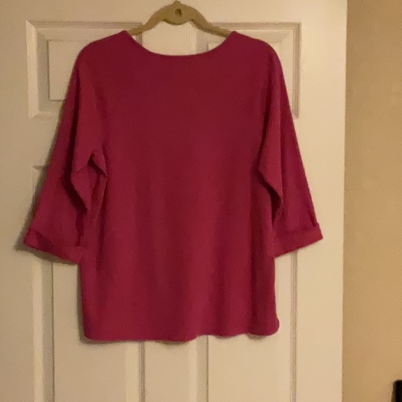 Quacker Factory 3/4 sleeve top. - Picture 5 of 5